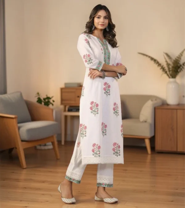 Kurtis-3.webp Rayon Printed Kurti Pant Set