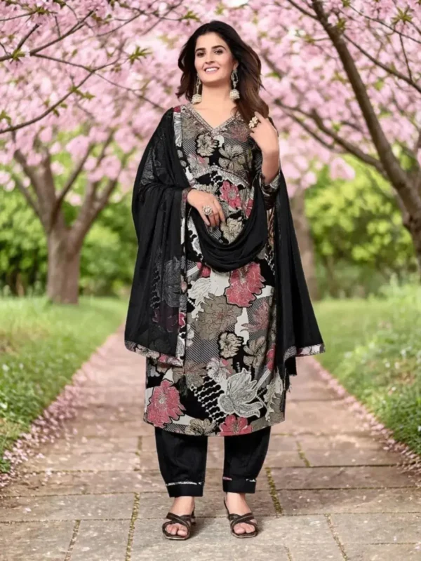NZ-RO-PKURS-RO13945-4 Floral Printed Kurti Pant Set with Dupatta for Women